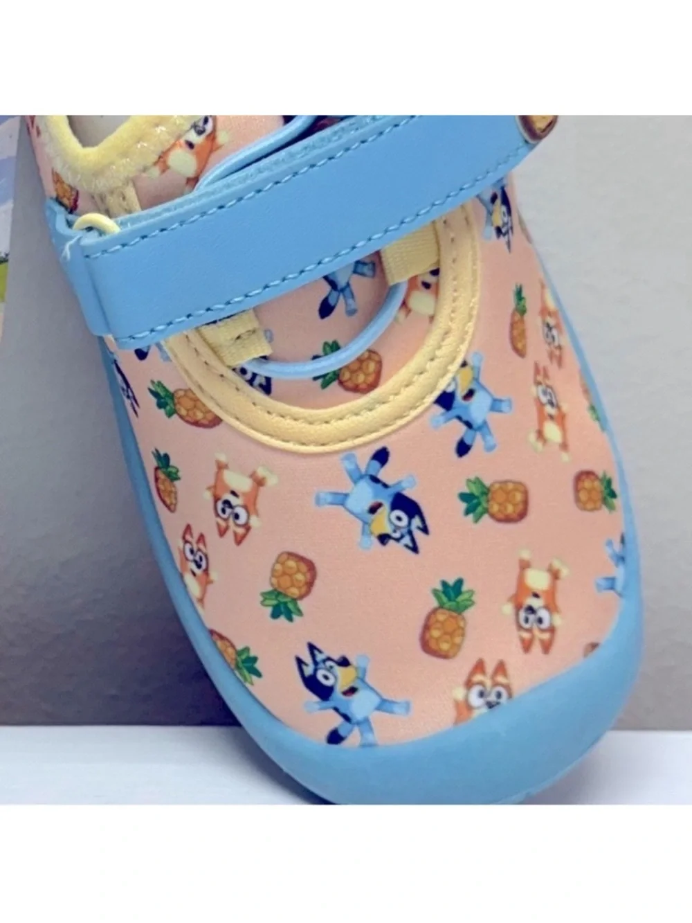 Bluey Kids Water Shoes w/ Pineapple Design Quick Drying Slip On, Size 11/12 New!